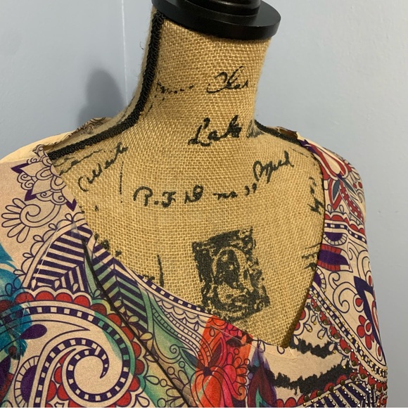 Signature Studio Print Top - Picture 2 of 11